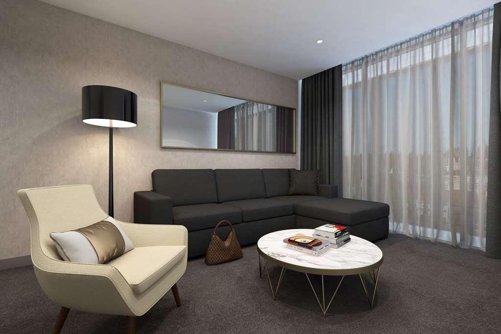Silkari Suites At Chatswood Сидни Стая снимка