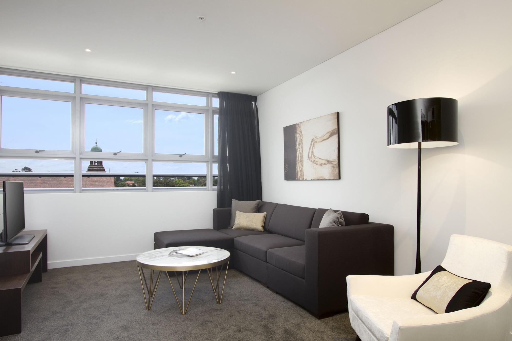Silkari Suites At Chatswood Сидни Екстериор снимка