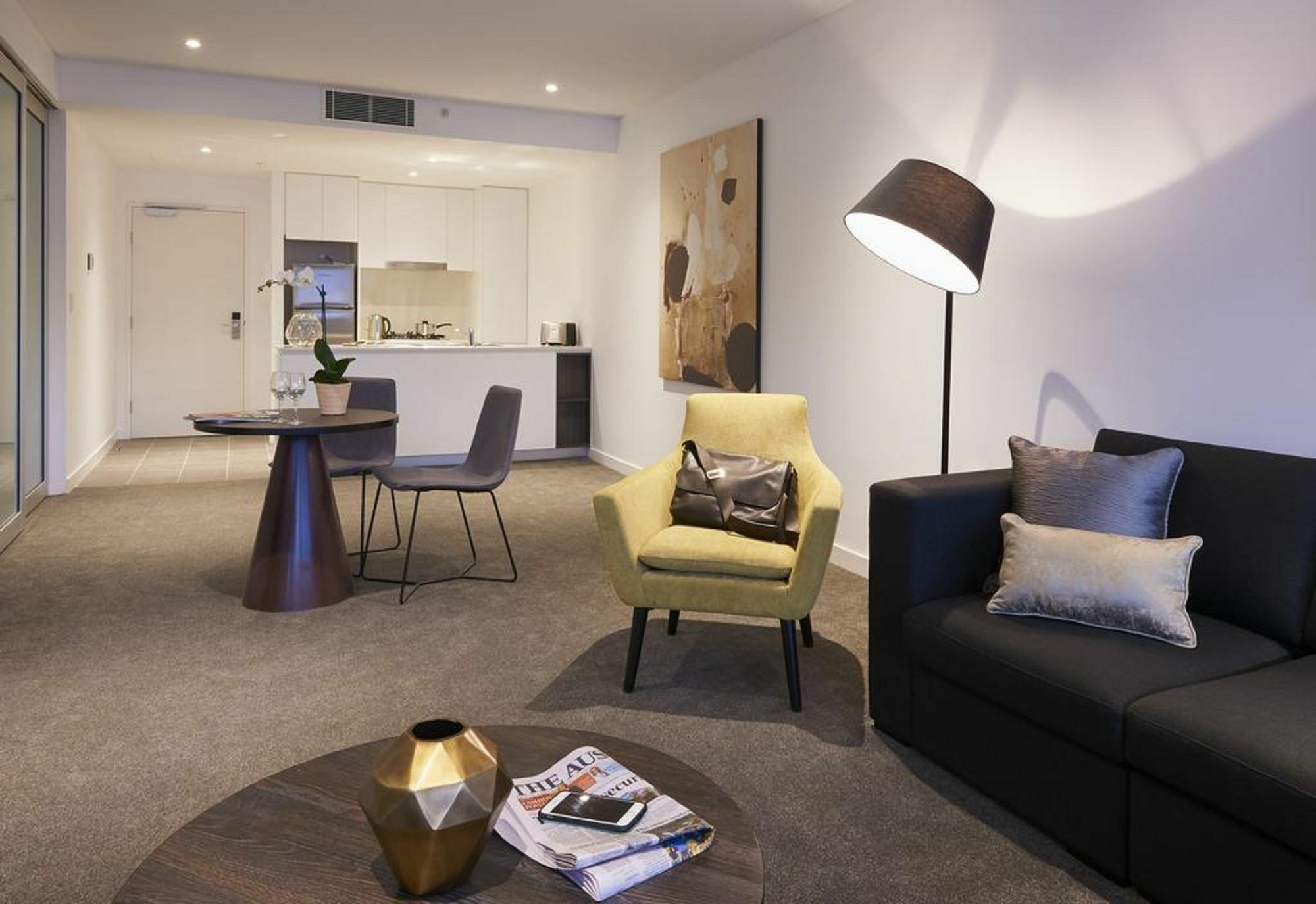 Silkari Suites At Chatswood Сидни Екстериор снимка