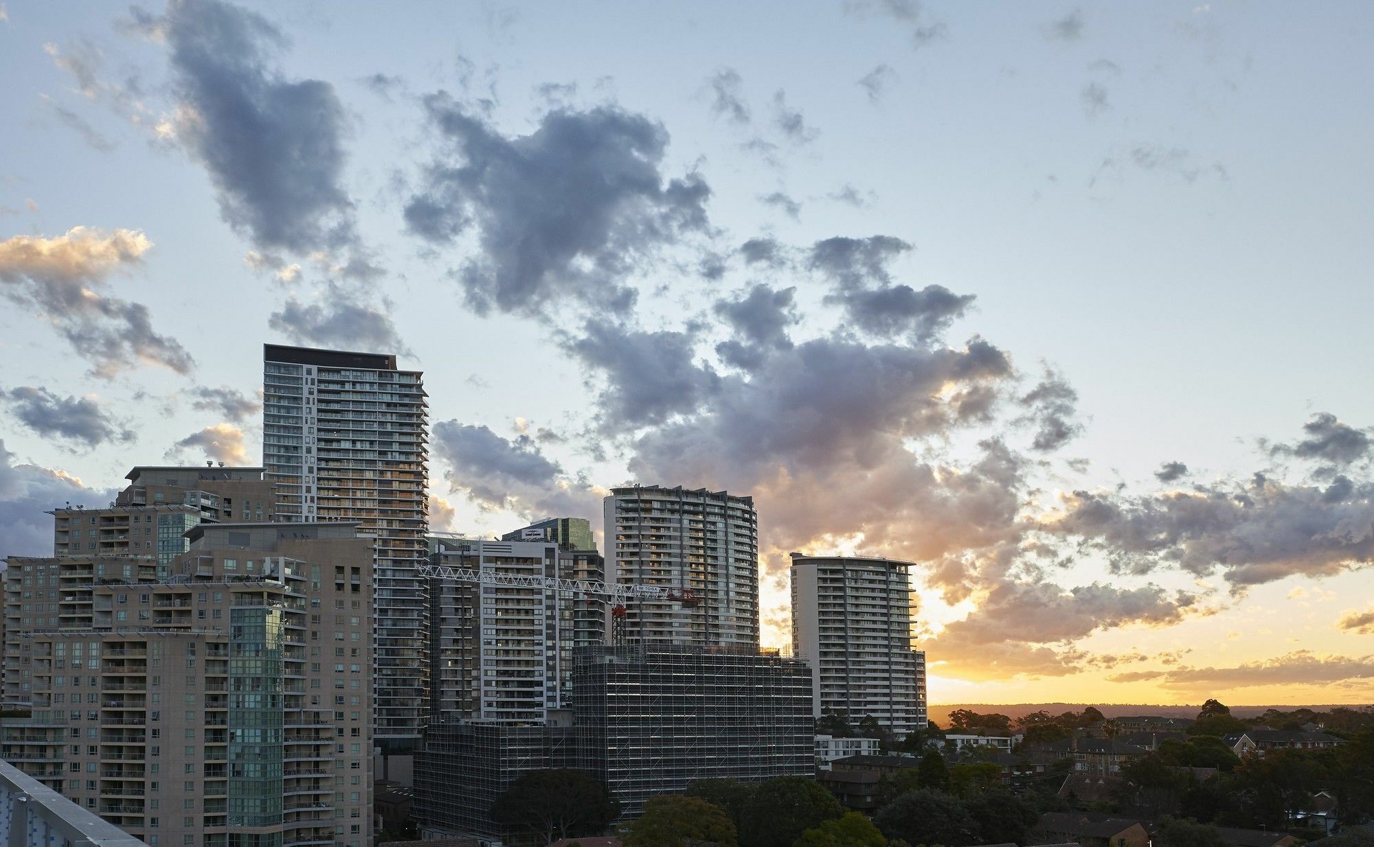 Silkari Suites At Chatswood Сидни Екстериор снимка