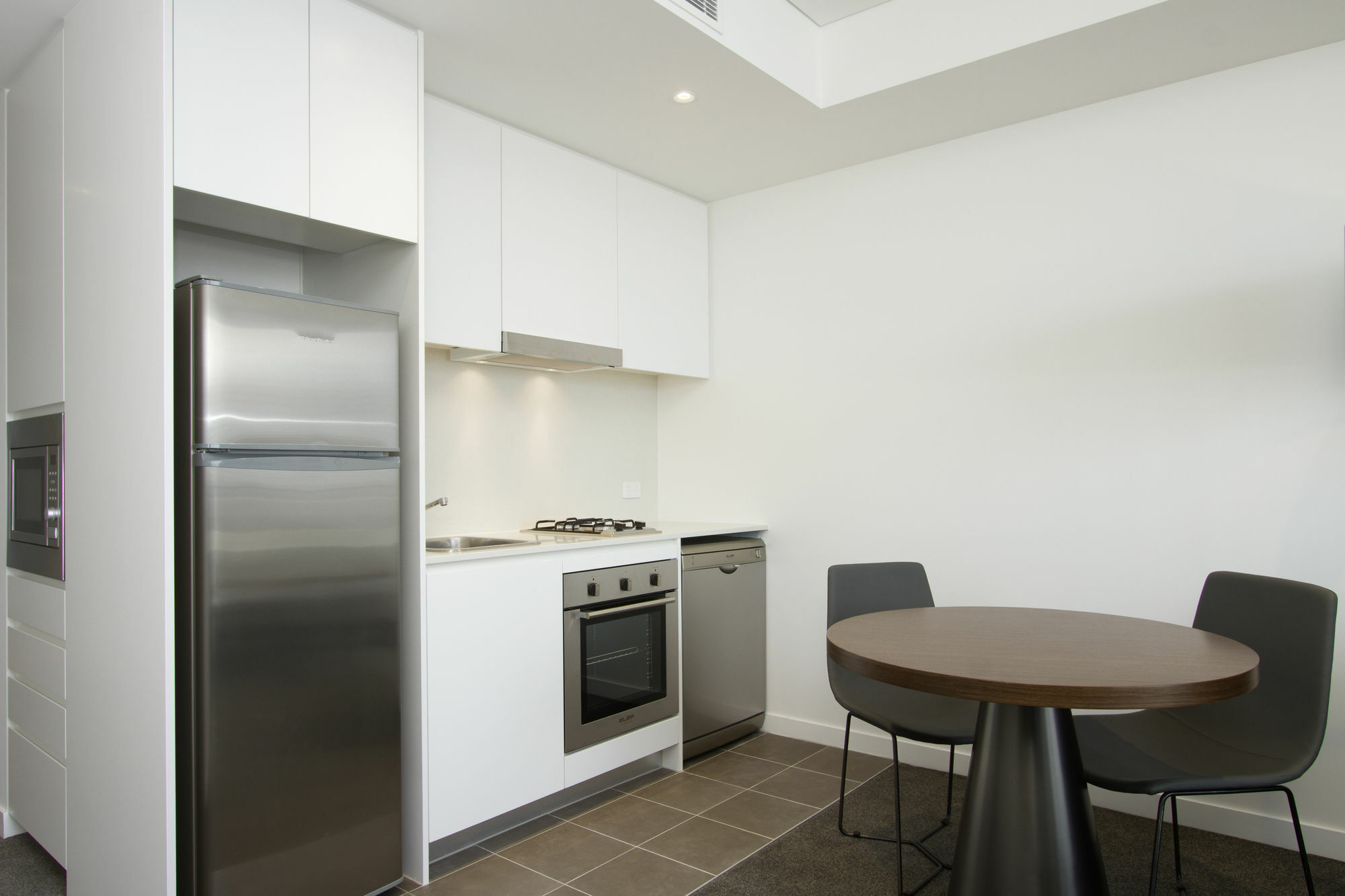 Silkari Suites At Chatswood Сидни Екстериор снимка
